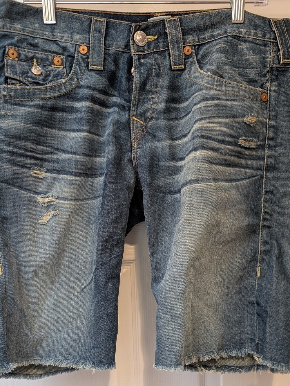 True Religion Riley Distressed Denim Shorts Low Rise Button Fly Cutoff Jorts